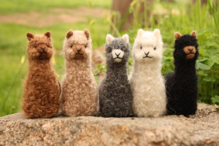 Alpacadorable Hand Made Baby Alpaca Ornaments: Black / 3 inch